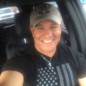 Meet your Posher, Manuel